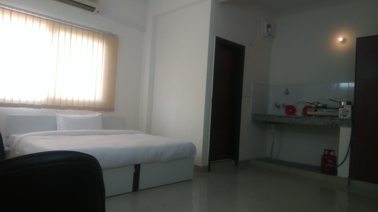 The Radiance Suites And Apartment New Delhi Bagian luar foto
