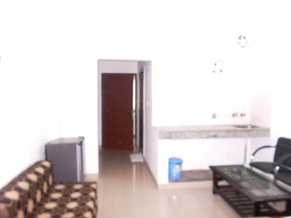 The Radiance Suites And Apartment New Delhi Bagian luar foto
