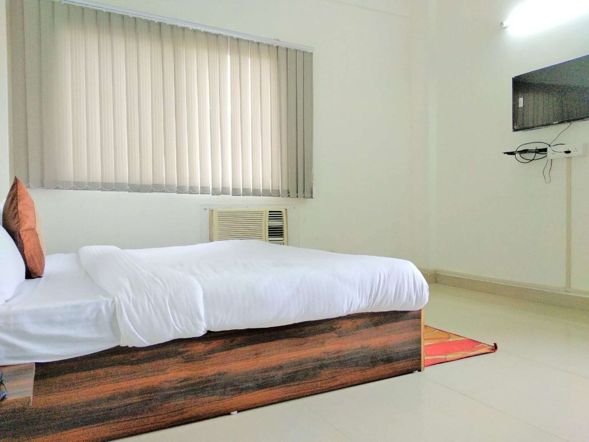The Radiance Suites And Apartment New Delhi Bagian luar foto